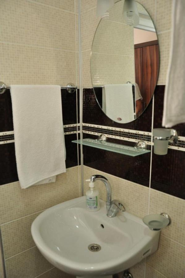 Unside Apart Otel Ngoại thất bức ảnh